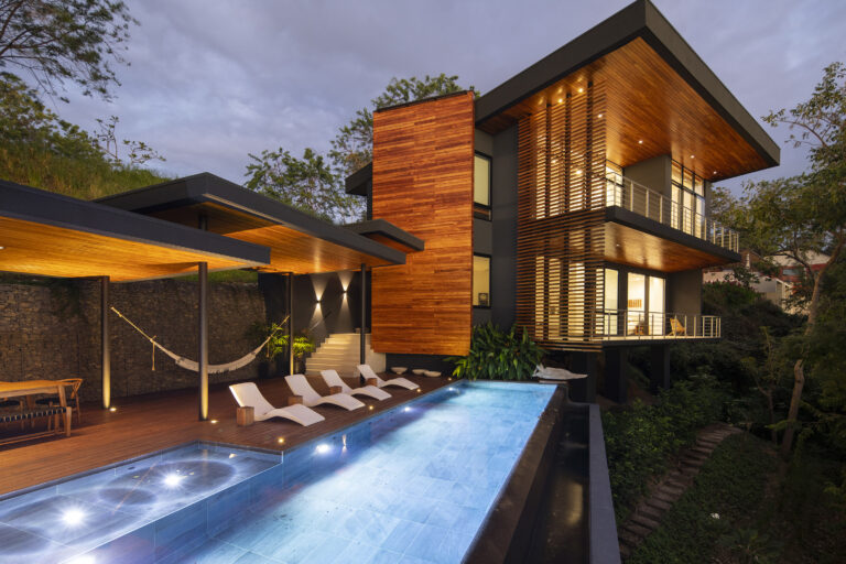Folio.YVR Friends: Costa Rica’s SARCO Architects Design Dream Holiday Homes