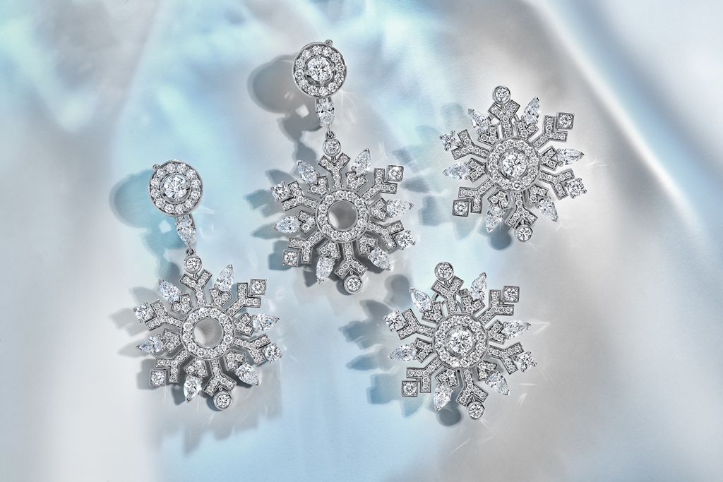 maison birks, snowflake collection, pendants, behind the scenes, helen siwak, folioyvr, hand-crafted
