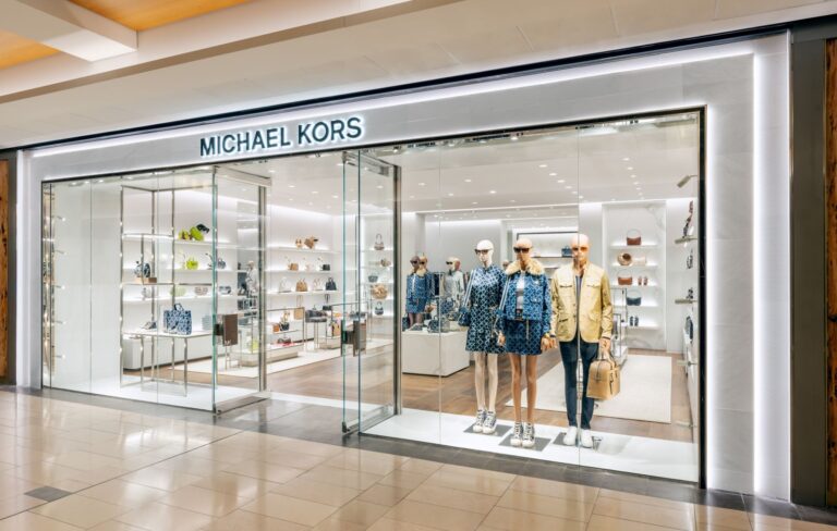 Michael Kors Launches Concept Boutique in CF Pacific Centre [PHOTOS]
