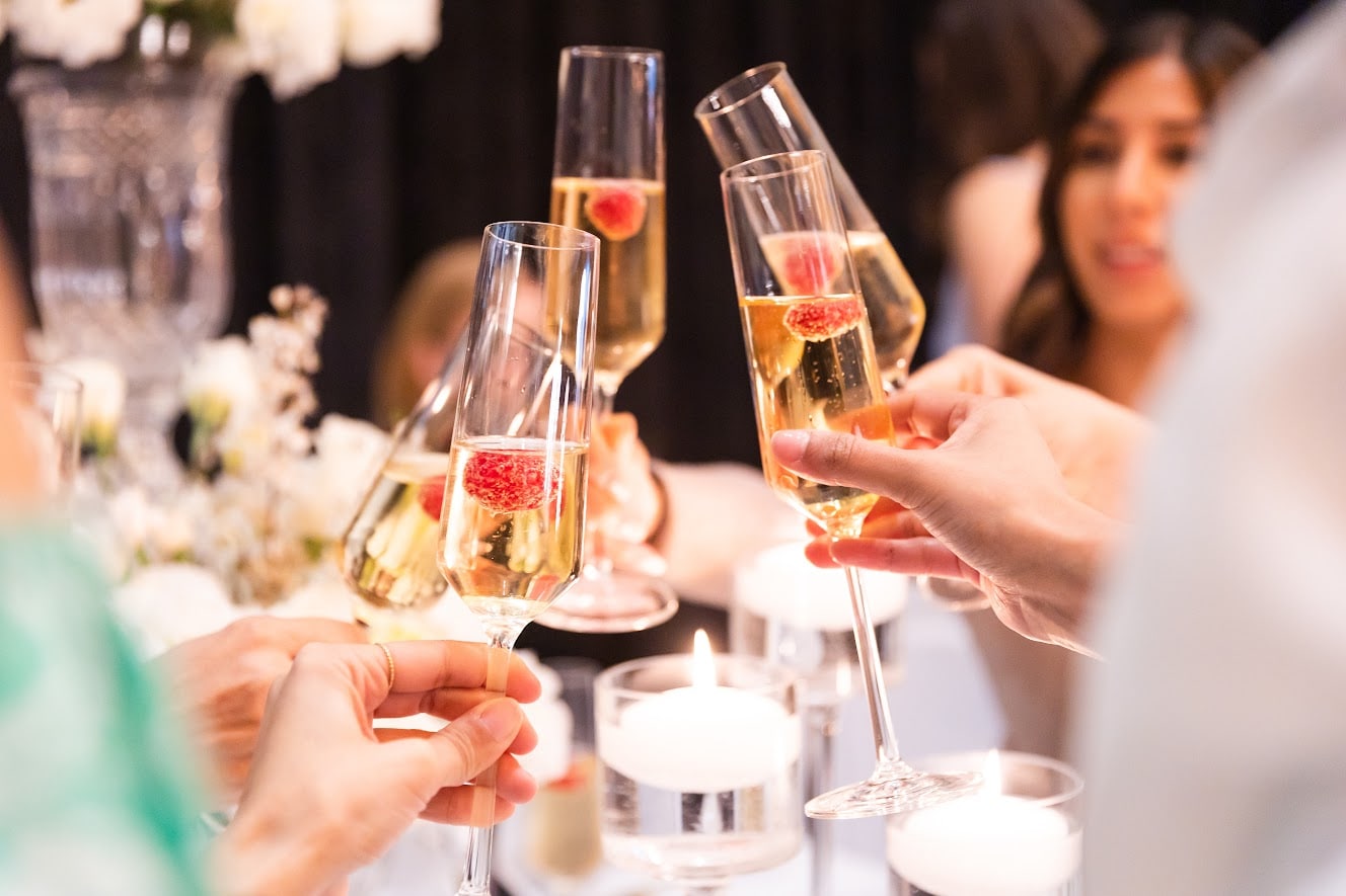 luxe wedding soiree, fleur de lis, helen siwak, ecoluxury, bridal event, fairmont pacific rim, vancouver, bc, yvr