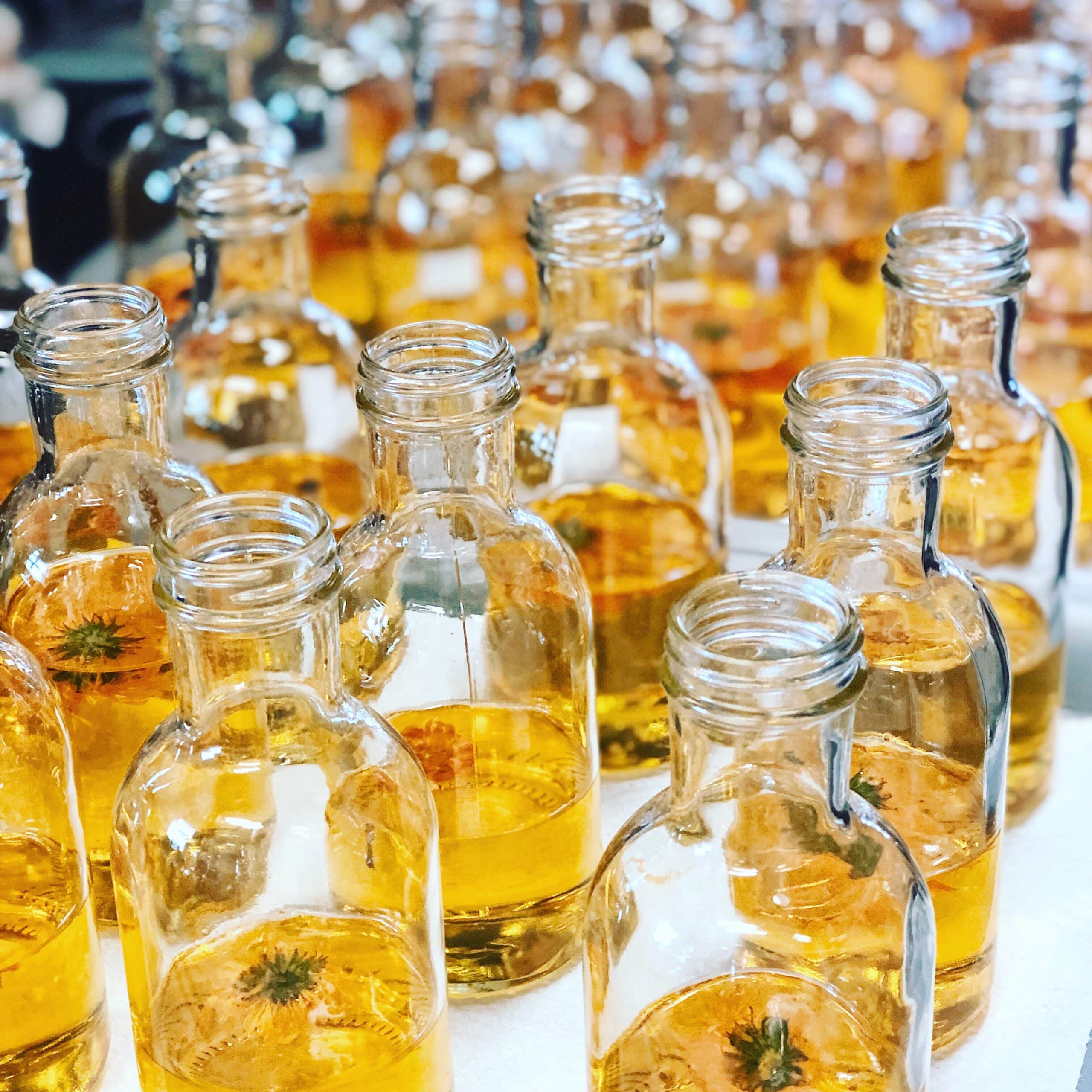 Heather Urquhart, huna Skin, Luxury Beauty, Botanist, vancouver, Canada, Helen Siwak, portfolio, yvr