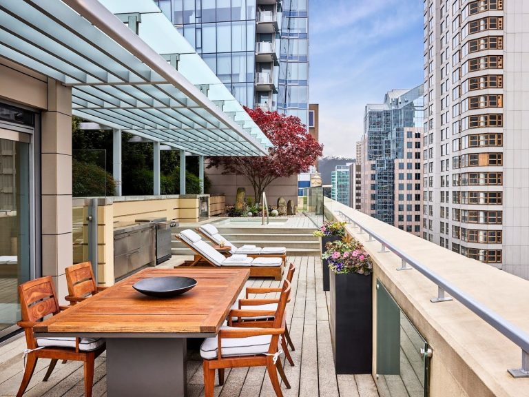 Rosewood Hotel Georgia Relaunches with ‘The Georgia Bar’ & More - FOLIO.YVR