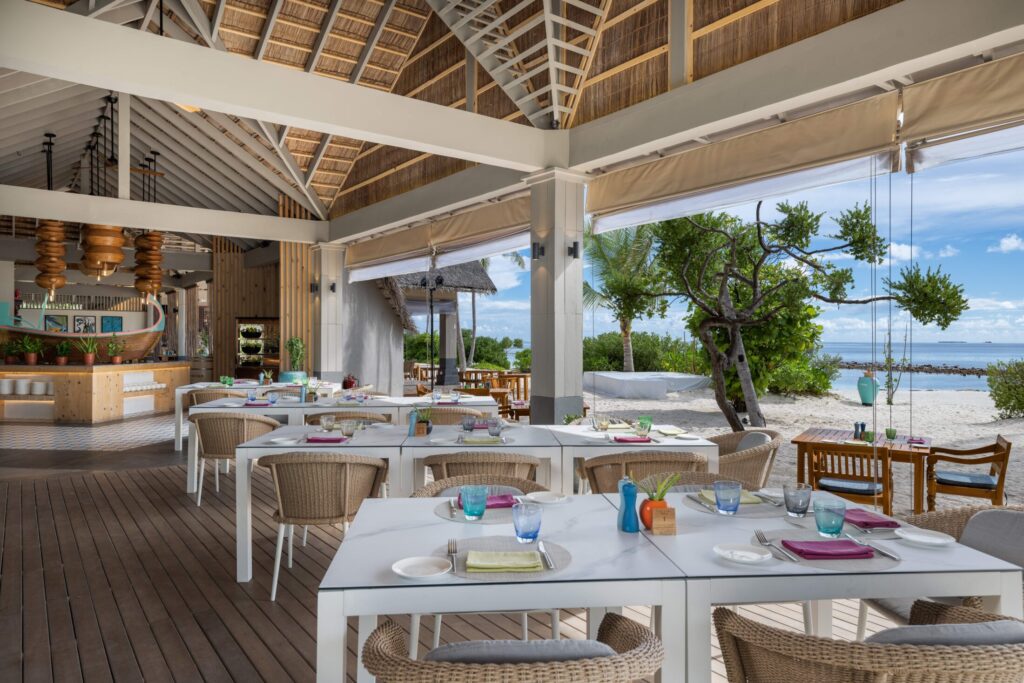 cora cora, maldives, luxury lifestyle awards, helen siwak, folioyvr, luxury lifestyle, ecoluxury, travel and adventure, vancouver, bc