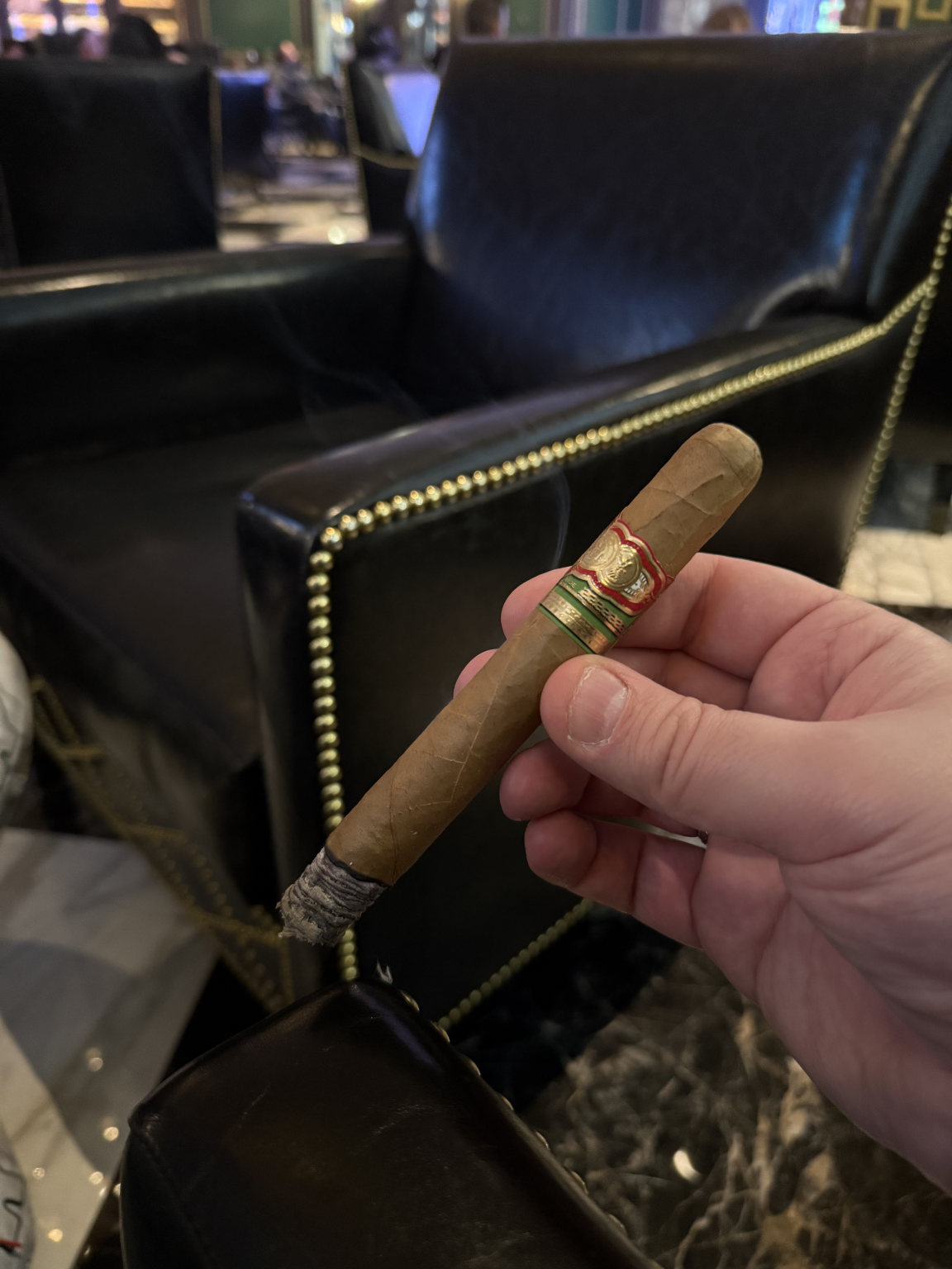 Montecristo Cigar Lounge: A Sanctuary of Refined Indulgence at Caesars ...