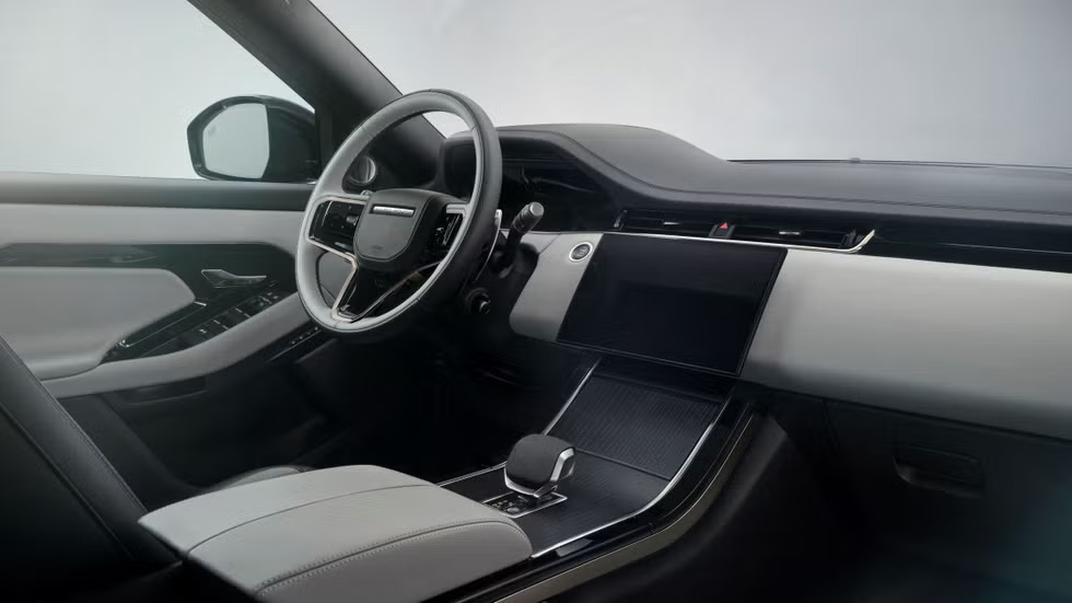 range rover, land rover, evoque, electric vehicle, luxury lifestyle, ecoluxury, helen siwak, folioyvr, vancouver, bc