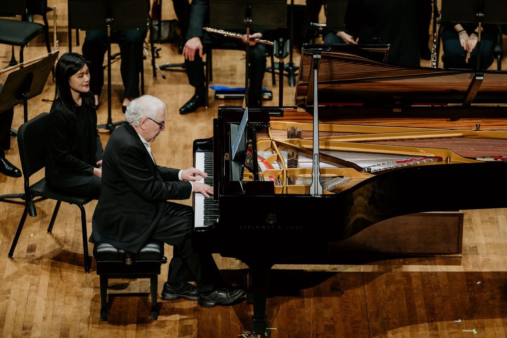 robert silverman, vmo canada, bach choir, helen siwak, folioyvr, luxury lifestyle, vancouver magazine, ecoluxury, vancouver, bc, arts and culture