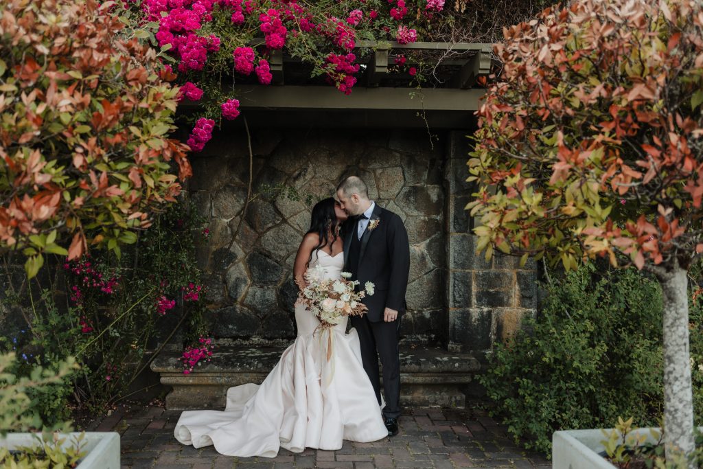 park, castle, victoria, bc, west coast weddings, west coast luxury, helen siwak, luxury lifestyle, bridal