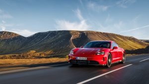 porsche taycan gts, folioyvr, helen siwak, electric vehicle, west coast luxury, vancouver, bc, yvr