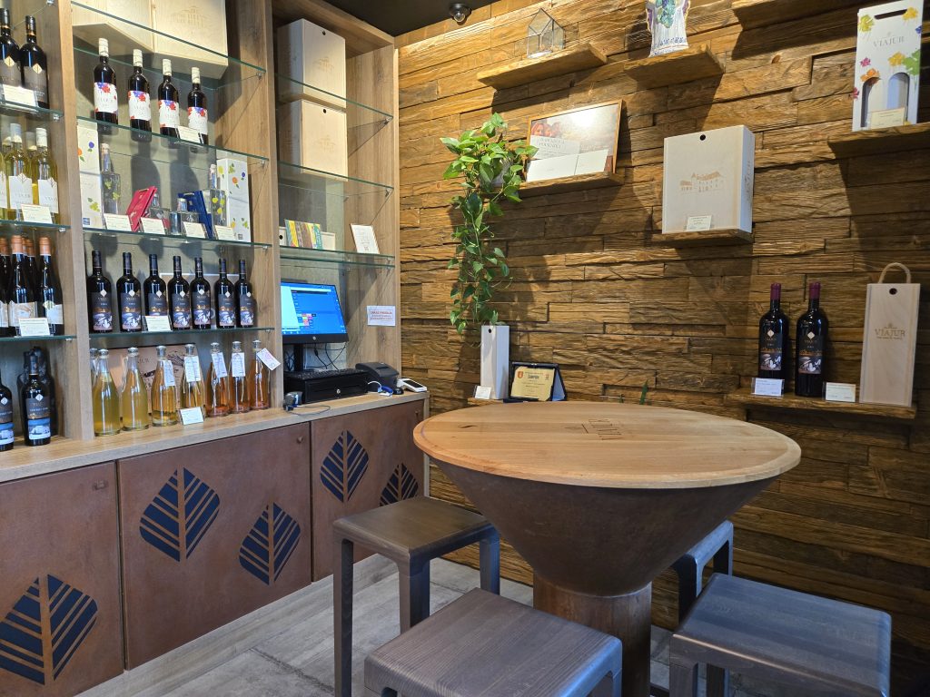 viajur winery, little carpathians, slovakian wines, helen siwak, folioyvr, travel, west coast luxury, vancouver, bc, yvr