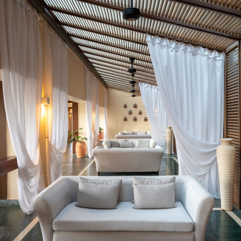 elouda, crete, helen siwak, folioyvr, west coast luxury, global luxury lifestyle, luxury lifestyle awards, vancouver, bc
