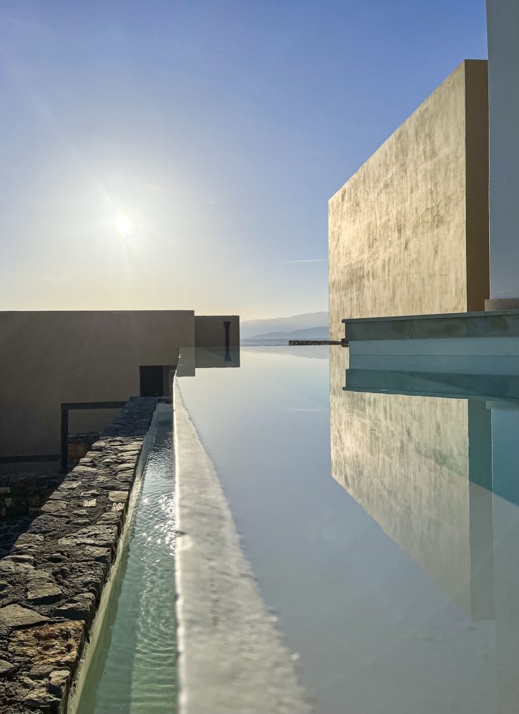 elouda, crete, helen siwak, folioyvr, west coast luxury, global luxury lifestyle, luxury lifestyle awards, vancouver, bc