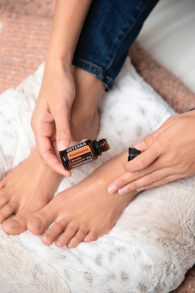 pedicure, the contour concierge, jade massie, helen siwak, west coast luxury, vancouver, bc, feet 