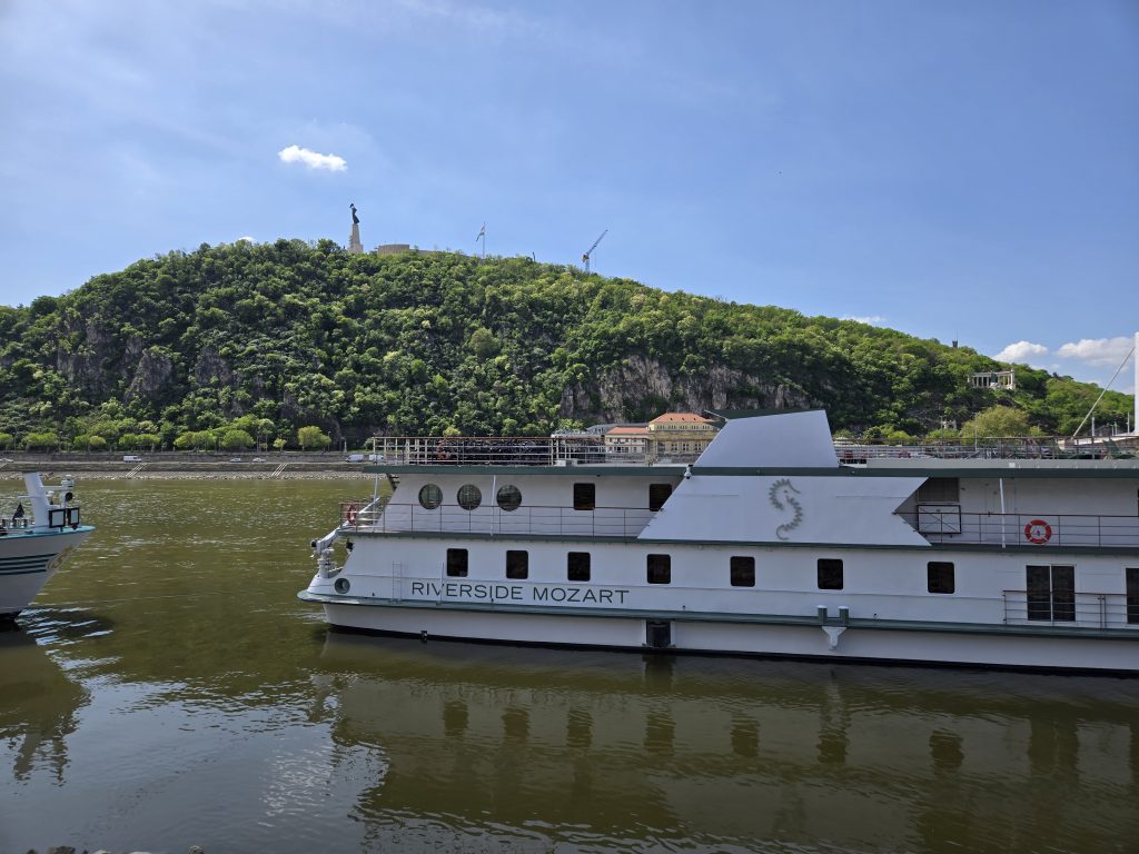 riverside luxury cruises, the mozart, helen siwak, west coast luxury, vancouver, bc, yvr