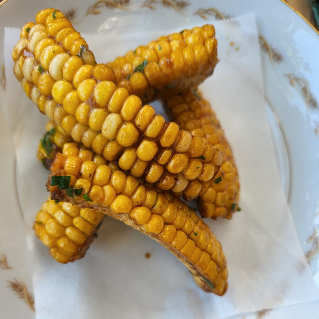 its whats for brunch, folioyvr, helen siwak, vancouver, plantbased dining, vegan dining, yvr