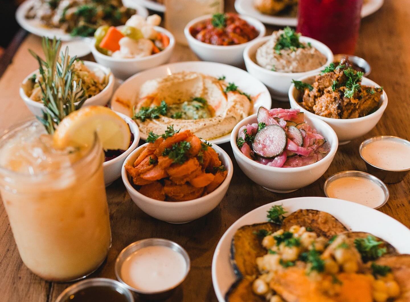 its whats for brunch, folioyvr, helen siwak, vancouver, plantbased dining, vegan dining, yvr
