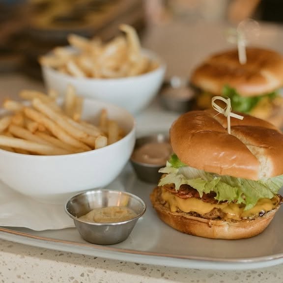 its whats for brunch, folioyvr, helen siwak, vancouver, plantbased dining, vegan dining, yvr