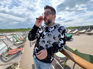 vlad xanthopoulos, vancouver vices, cruising with cigars, mozart, helen siwak, folioyvr