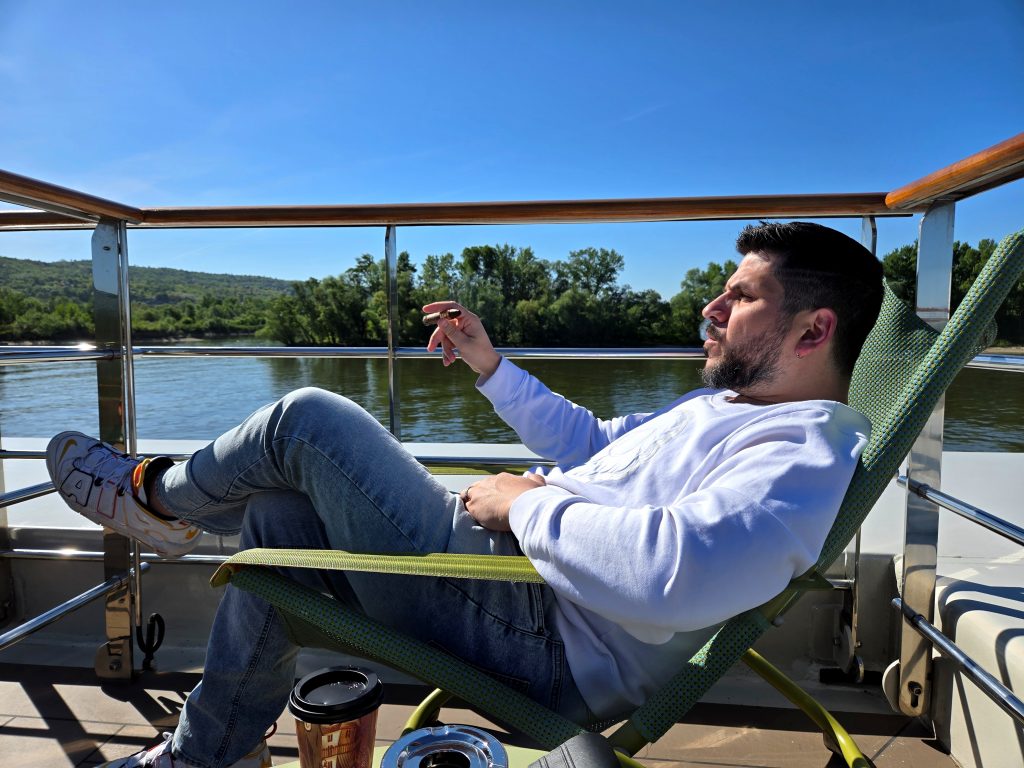 vlad xanthopoulos, vancouver vices, cruising with cigars, mozart, helen siwak, folioyvr