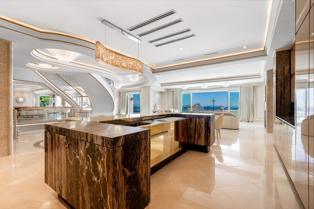 clarence debelle, 1121 crestline, luxury real estate, west coast luxury, helen siwak, folioyvr, vancouver, bc