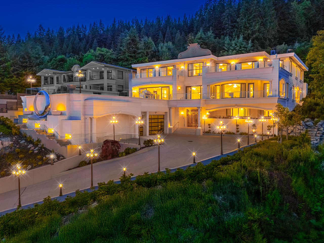 clarence debelle, 1121 crestline, luxury real estate, west coast luxury, helen siwak, folioyvr, vancouver, bc