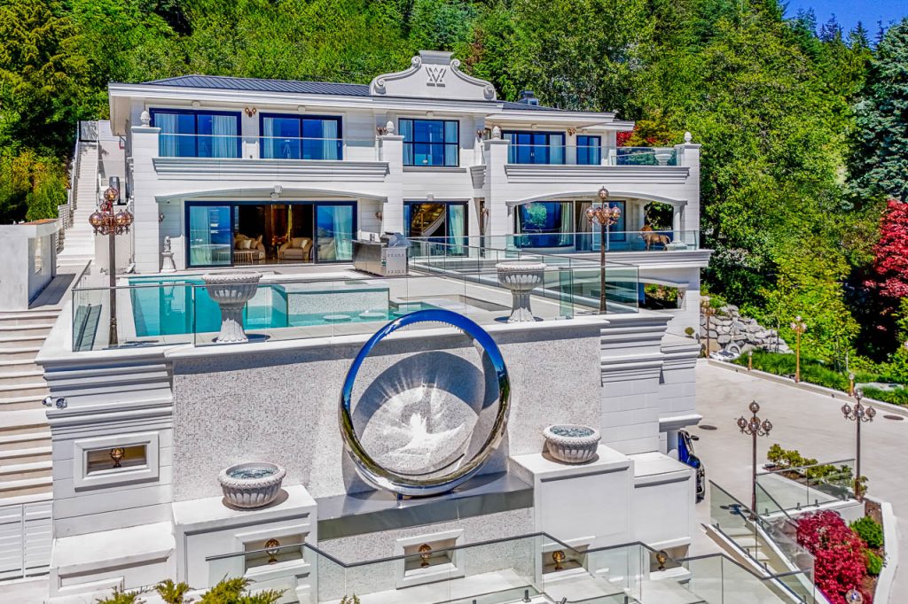 clarence debelle, 1121 crestline, luxury real estate, west coast luxury, helen siwak, folioyvr, vancouver, bc