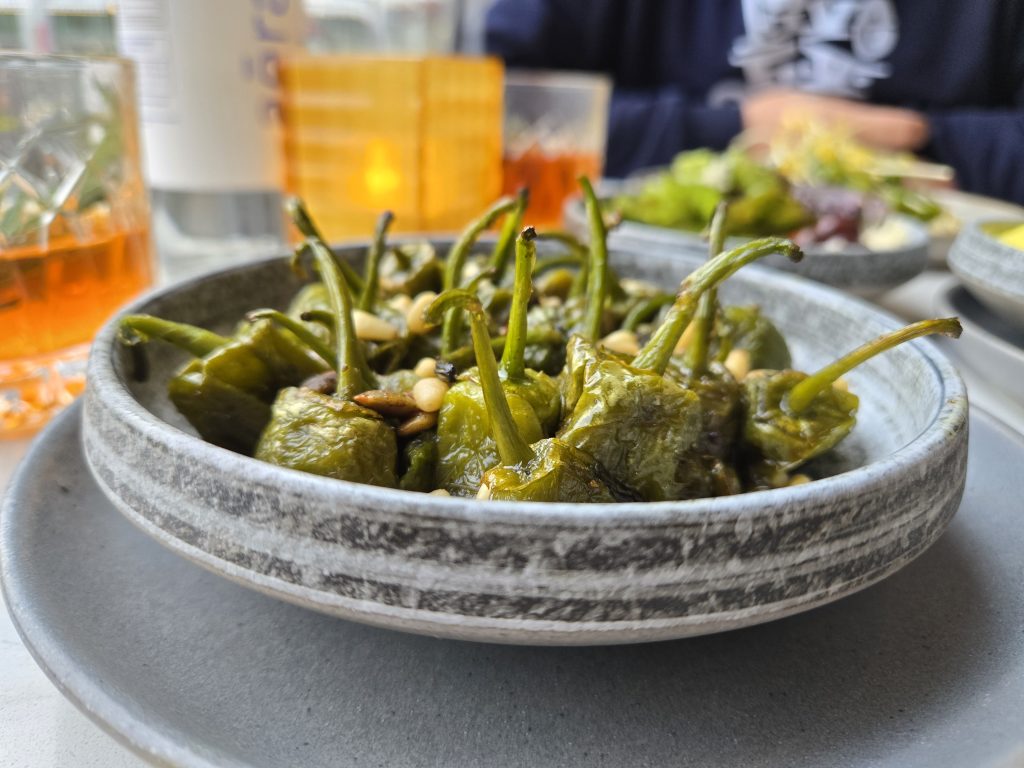 fairmont waterfront, arc restaurant, helen siwak, folioyvr, vegan dining, luxury lifestyle, west coast luxury, vancouver, yvr
