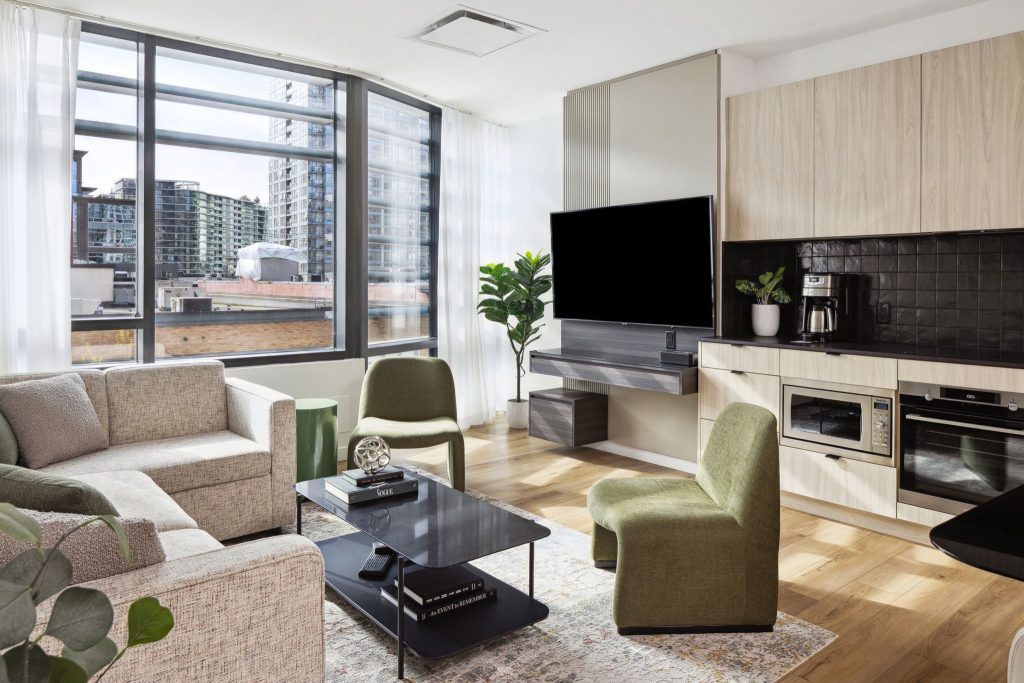 smithe house, yaletown, vancouver, helen siwak, folioyvr, luxury lifestyle, staycation, vancouver, bc, yvr