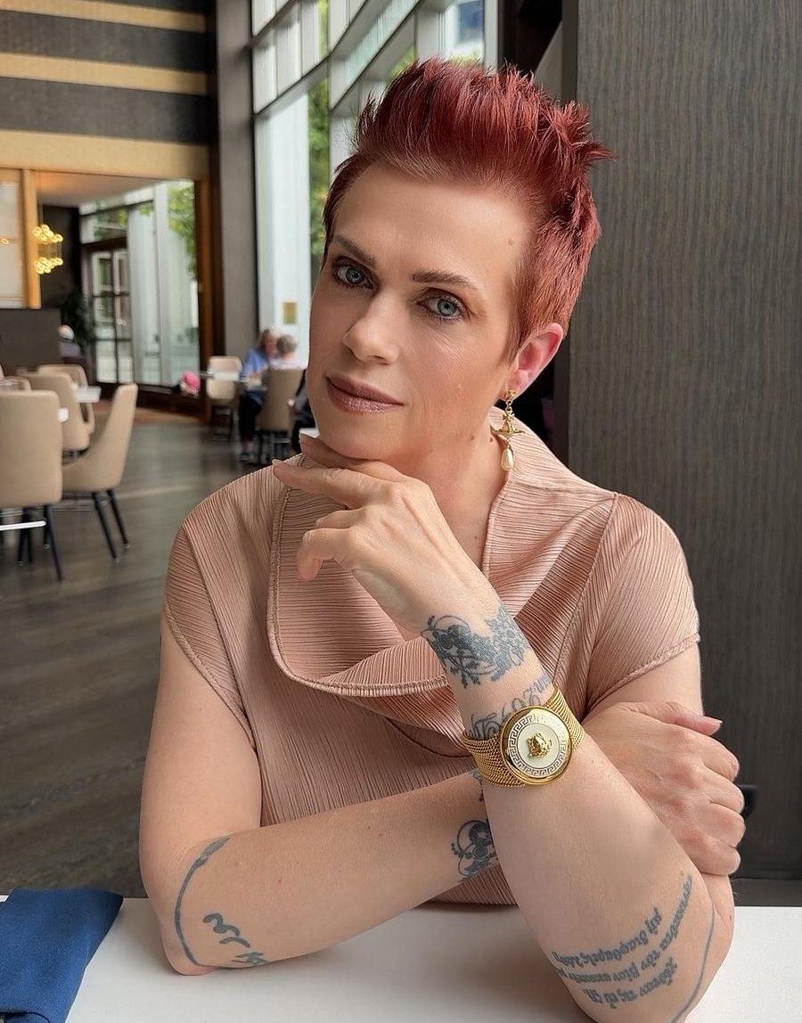 Helen Siwak, folioyvr, luxury lifestyle, ecoluxlury, west coast luxury, vancouver, bc, eic
