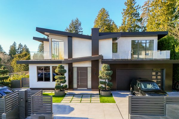 clarence debelle, folioyvr, luxury property for sale, helen siwak, folioyvr, west coast luxury, elevated lifestyle, vancouver, bc, yvr