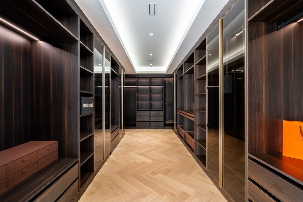 clarence debelle, folioyvr, luxury property for sale, helen siwak, folioyvr, west coast luxury, elevated lifestyle, vancouver, bc, yvr