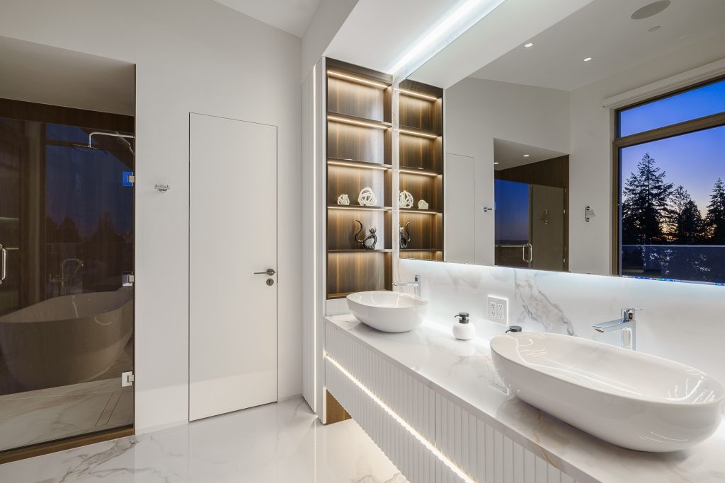 clarence debelle, folioyvr, luxury property for sale, helen siwak, folioyvr, west coast luxury, elevated lifestyle, vancouver, bc, yvr