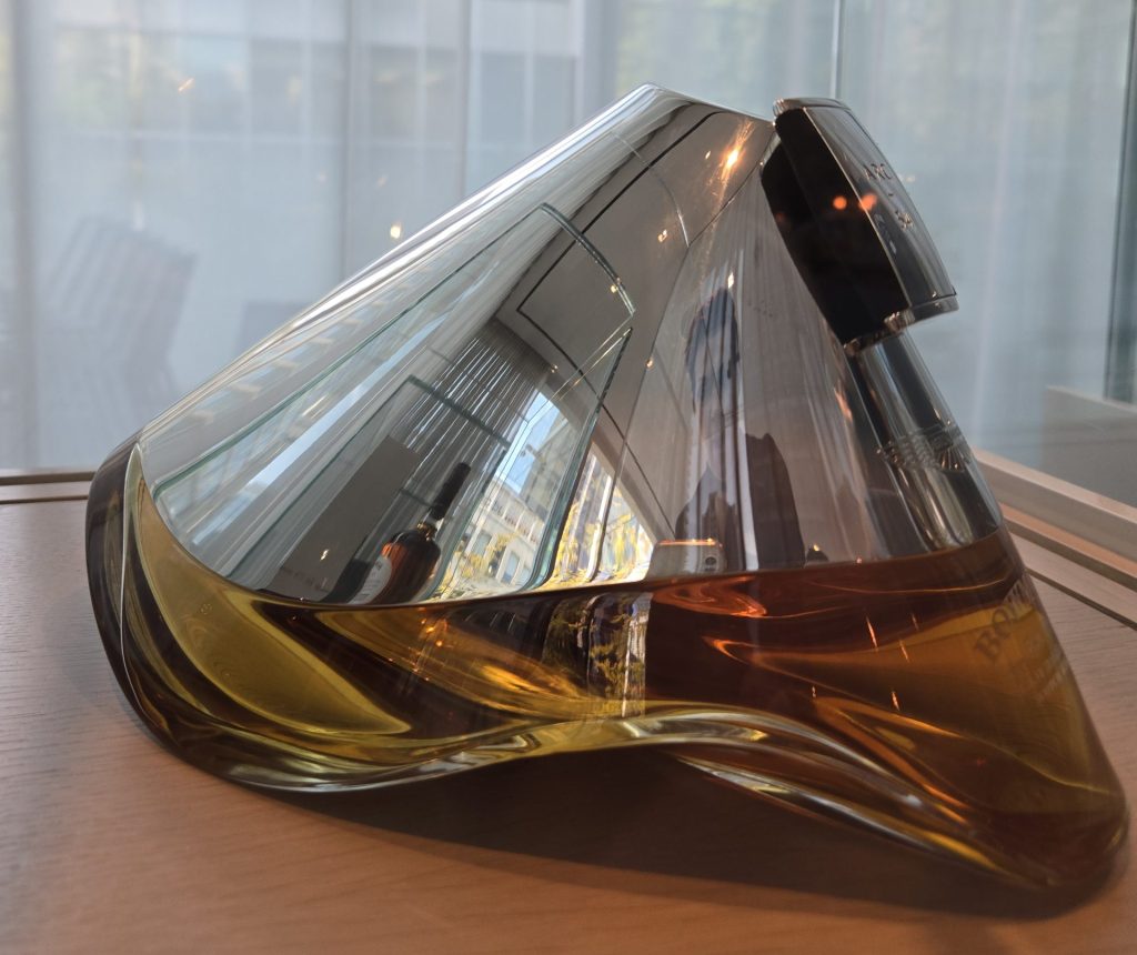 bowmore x aston martin, holt renfrew, the apartment, folioyvr, vancouver, bc, yvr, helen siwak