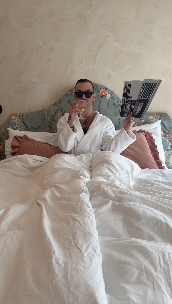 hotel motto, jan van vianen, folioyvr, west coast luxury, luxury lifestyle magazine, vancouver, yvr, bc