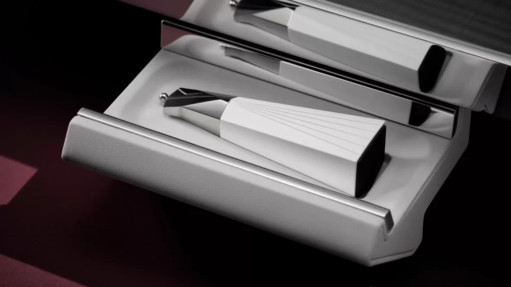 rolls royce chess sest, luxury lifestyle, helen siwak, rolls royce vancouver, west coast luxury, vancouver, bc, folioyvr