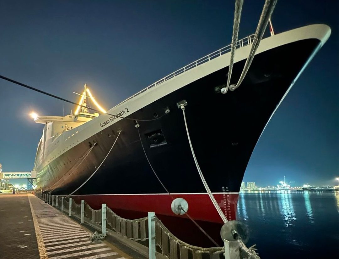 queen elizabeth 2, dubai, emirates, folioyvr, west coast luxury, global luxury, vancouver, bc, helen siwak