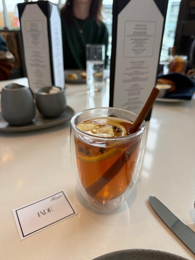 fairmont waterfront, cold plunge, bottomless brunch, jade massie, the contour concierge, vancouver, bc, yvr