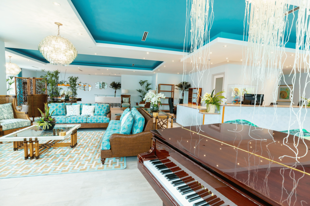 CAN GARDEN BAY BEACH HOTEL, VIRGIN ISLANDS, GLOBAL LUXURY TRAVEL, LUXURY LIFESTYLE, HELEN SIWAK, LUXURY LIFESTYLE AWARDS