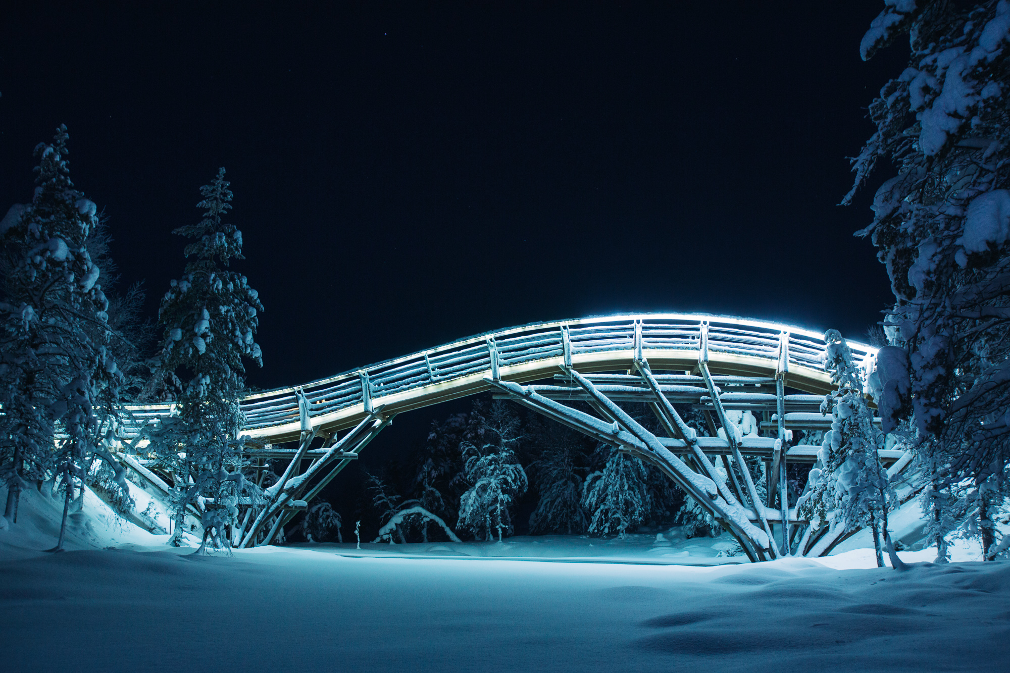 the solo travel collection, nadine paulo, helen siwak, folioyvr, vancouver, finland, aurora borealis, luxury travel