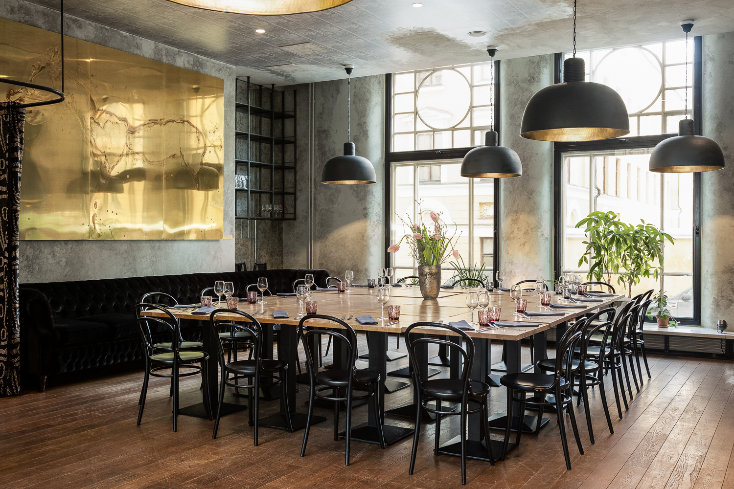 the solo travel collection, nadine paulo, helen siwak, folioyvr, vancouver, finland, aurora borealis, luxury travel