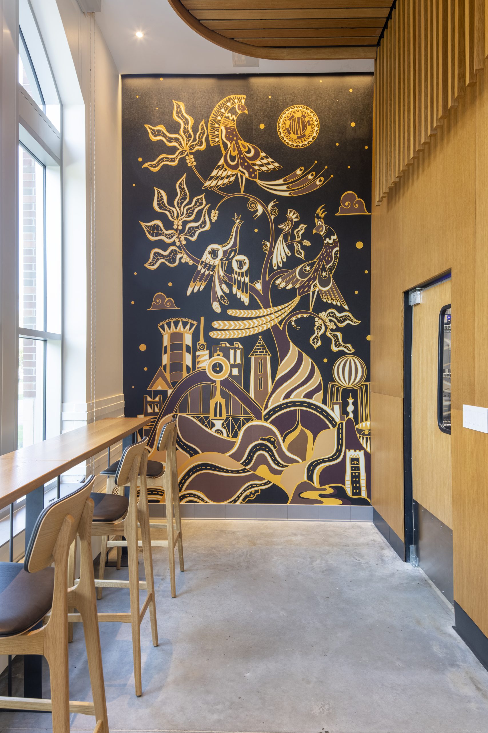 ola volo, mural artist, vancouver, montreal, helen siwak, folioyvr, bc, yvr, west coast luxury