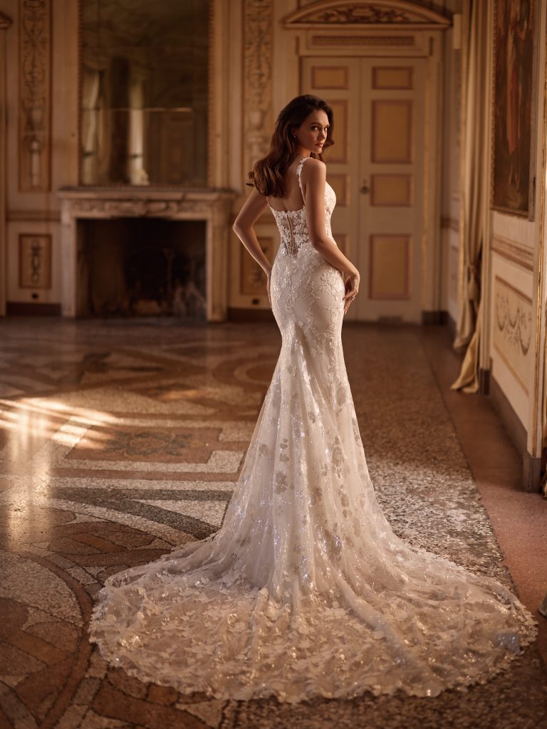 ethereal bridal, elena kawa, helen siwak, folioyvr, vancouver, bc, yvr, west coast luxury, west coast ecoluxury, luxury bridal, luxury lifestyle
