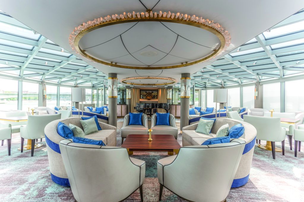 riverside luxury cruises, the debussy, helen siwak, folioyvr, west coast ecoluxlury, luxury lifestyle, vancouver, bc, yvr, travel and adventure, river cruising