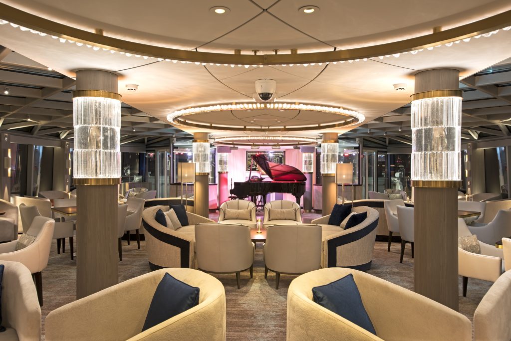 riverside luxury cruises, the debussy, helen siwak, folioyvr, west coast ecoluxlury, luxury lifestyle, vancouver, bc, yvr, travel and adventure, river cruising