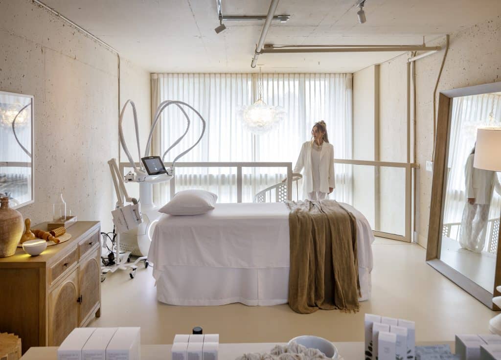 studio sette, Breanna Laubach, lympathic detox, vancouver, bc, yvr, helen siwak, the contour concierge