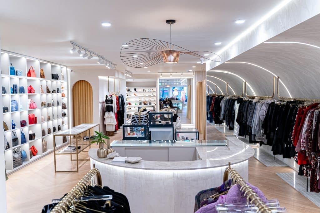 mine and yours, west coast luxury resale, vancouver resale, luxury lifestyle, vancouver, bc, yvr, the contour concierge