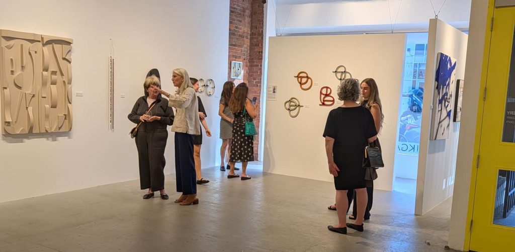 kostuik gallery, sculpture, west coast lifestyle, art world, canadian fine art gallery, helen siwak, folioyvr, yvr, bc