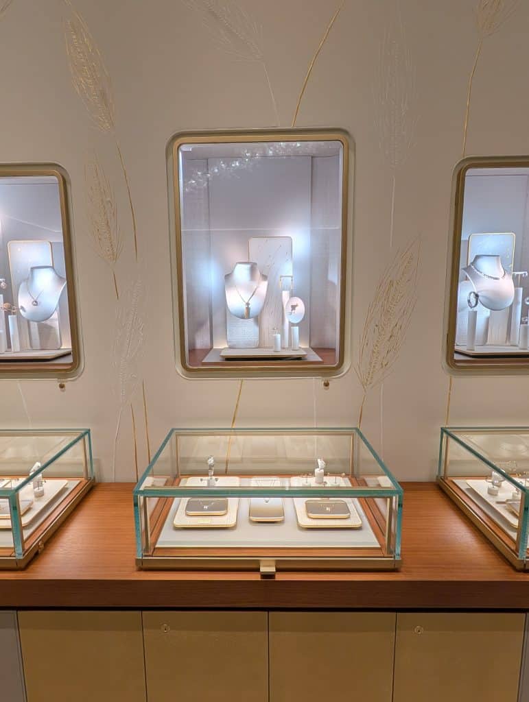 chaumet, oakridge, helen siwak, folioyvr, vancouver, bc, yvr, west coast luxury, ecoluxury lifestyle