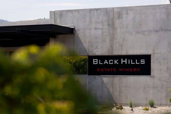 black hills winery, town hall brands, okanagan winery, helen siwak, folioyvr, vancouver, bc, oliver